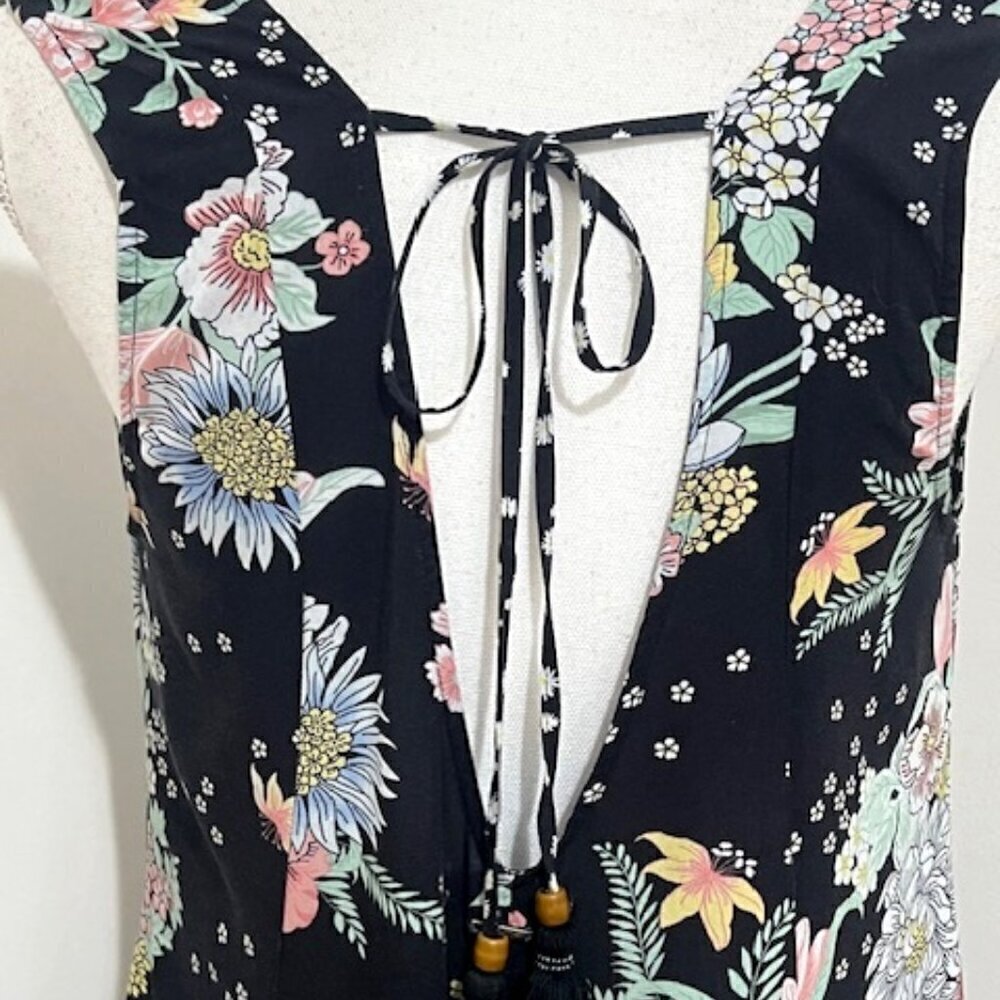 Maaji Black Floral Short Dress w/ Tie Back Women's Size M - Picture 5 of 6